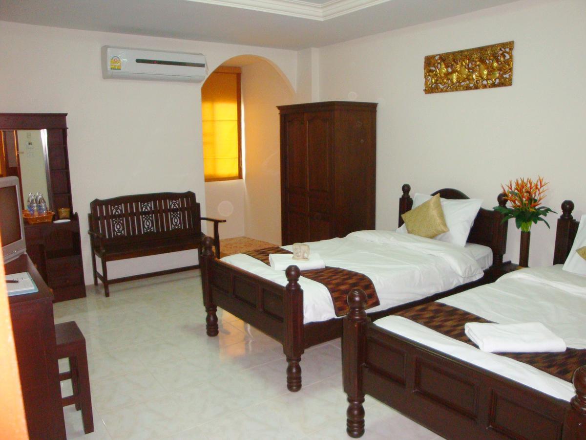 Siam House Interplace Lopburi Exterior photo