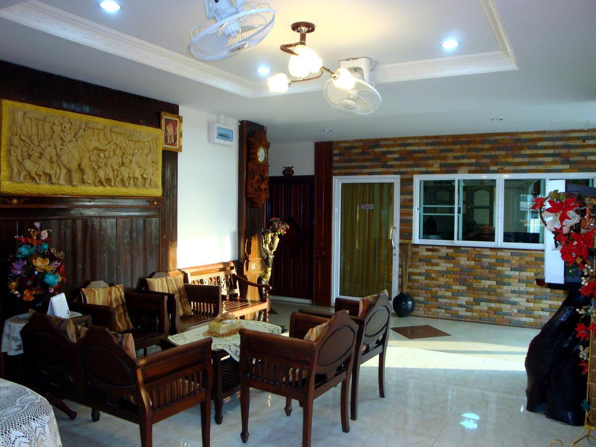Siam House Interplace Lopburi Exterior photo