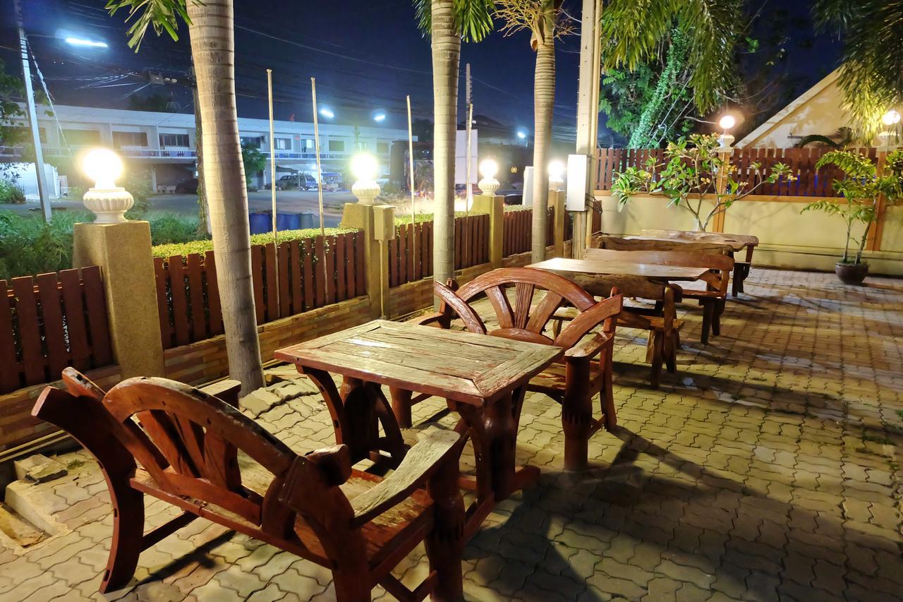 Siam House Interplace Lopburi Exterior photo