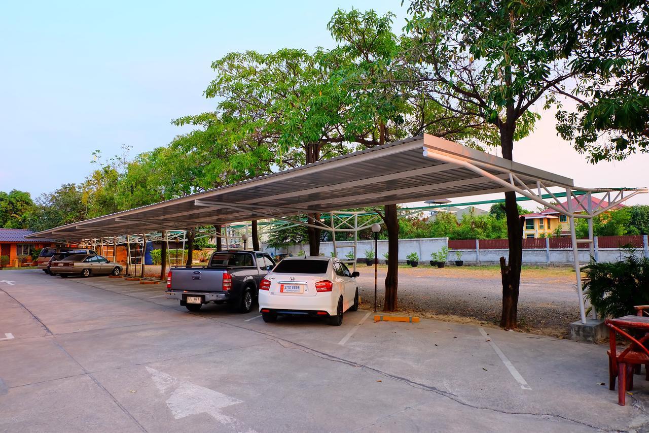 Siam House Interplace Lopburi Exterior photo
